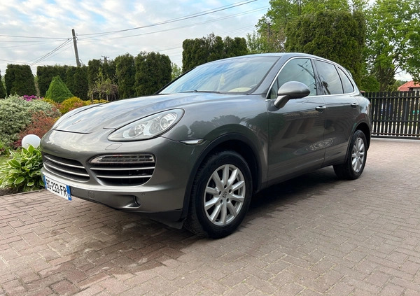 Porsche Cayenne cena 54999 przebieg: 230000, rok produkcji 2011 z Łódź małe 137